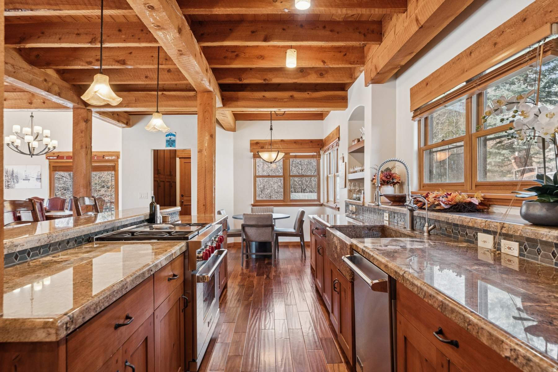 Park City, Utah 84098, United States, 4 Bedrooms Bedrooms, ,4 BathroomsBathrooms,Residential,Active,239098