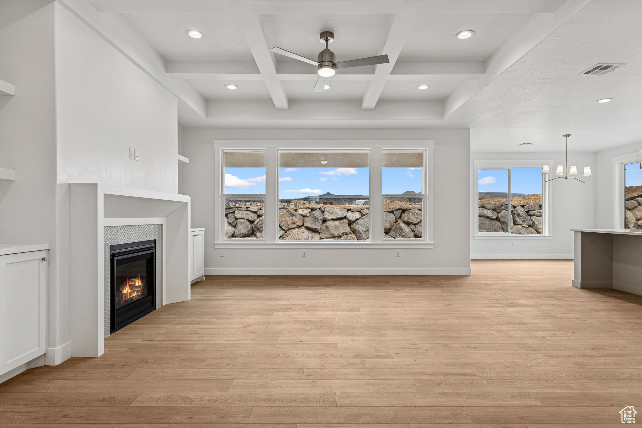 RED SLATE ESTATES - Residential