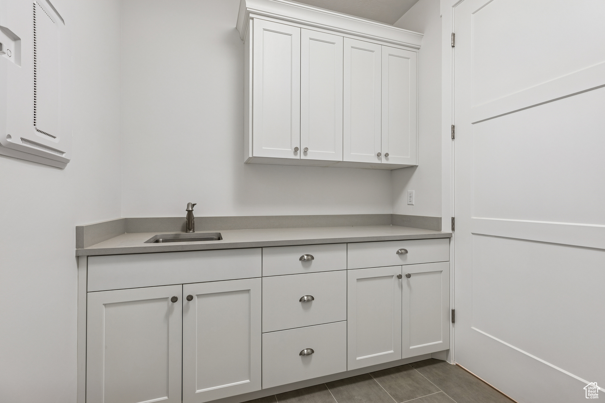 RED SLATE ESTATES - Residential