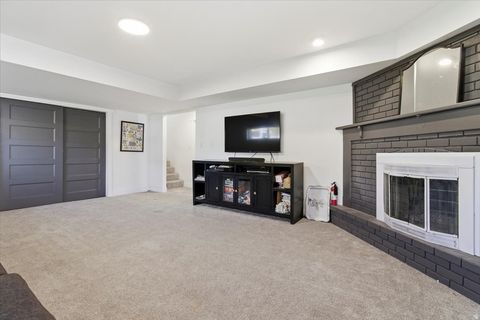 Tiny photo for 252 S 400 E, Payson, UT 84651 (MLS # 2123137)
