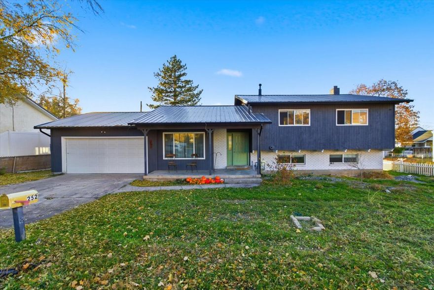 This 4 bedroom, 3 bathroom home in Payson is centrally located and close to parks, schools, and shopping. Inside, the main level has an open feel with great natural light, LVP flooring, and a kitchen with quartz countertops, stainless steel appliances, and a custom breakfast bar. All the appliances stay, and the home also has a newer roof and HVAC system, which is a huge bonus!  The primary bedroom has its own private bathroom, and the other bedrooms give you plenty of options for kids, guests, an office, or extra storage. The basement has its own entrance as well, giving you the option to create a future mother-in-law space or ADU if you ever want it.  The backyard has plenty of room and is ready for whatever you want to turn it into. If you're looking for something with good space, a convenient location, and room to make it your own, this one is worth checking out.   Square footage figures are provided as a courtesy estimate only and were obtained from past appraisal.  Buyer is advised to obtain an independent measurement.