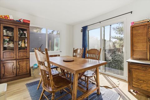 Tiny photo for 252 S 400 E, Payson, UT 84651 (MLS # 2123137)