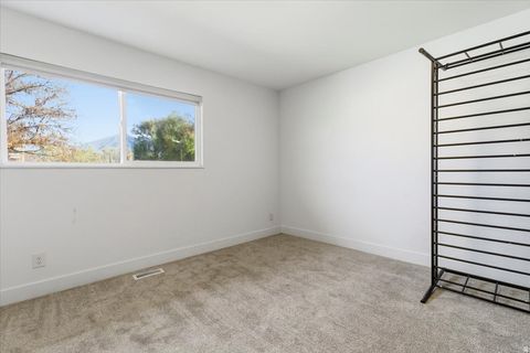 Tiny photo for 252 S 400 E, Payson, UT 84651 (MLS # 2123137)
