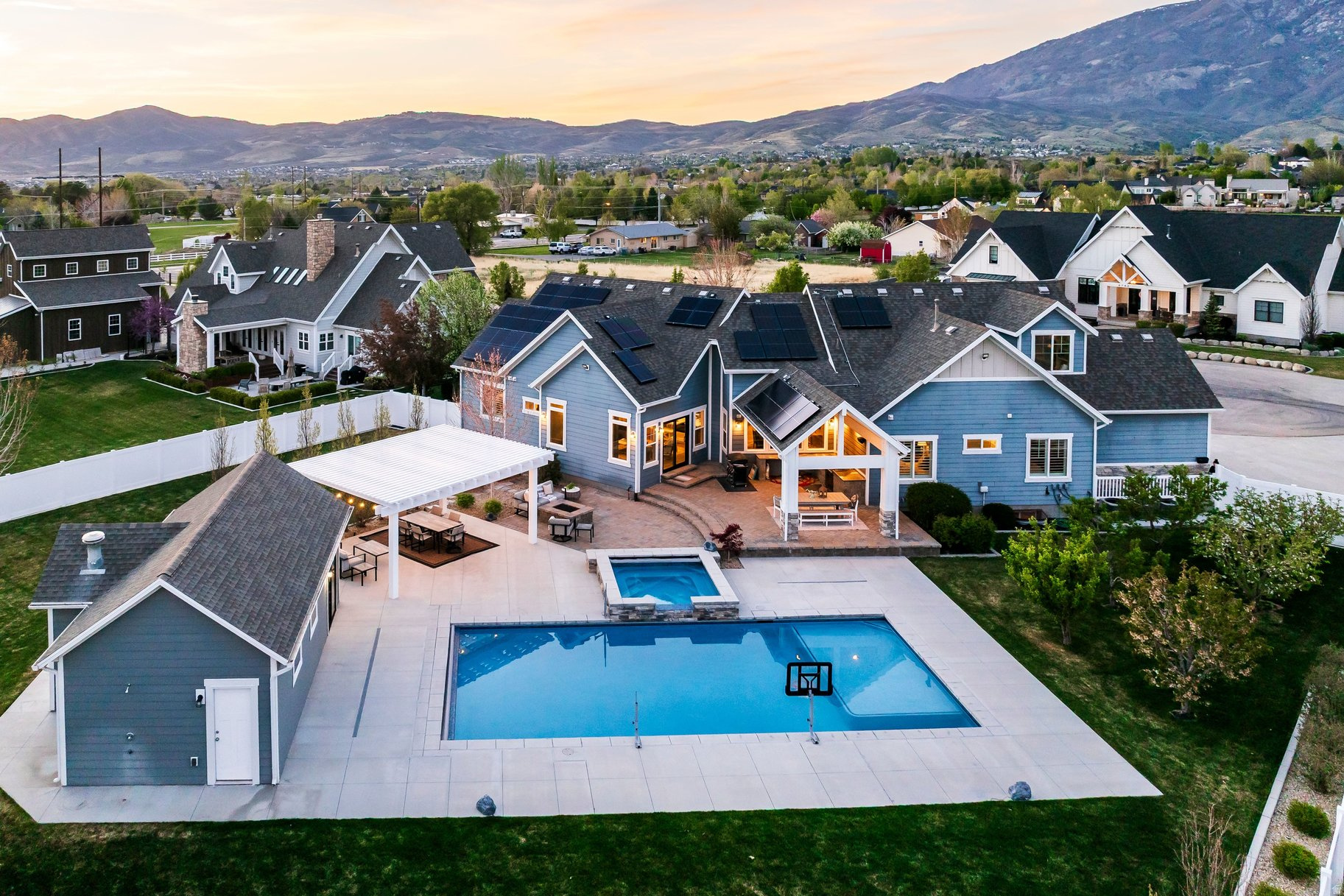 PACE MANOR - Residential