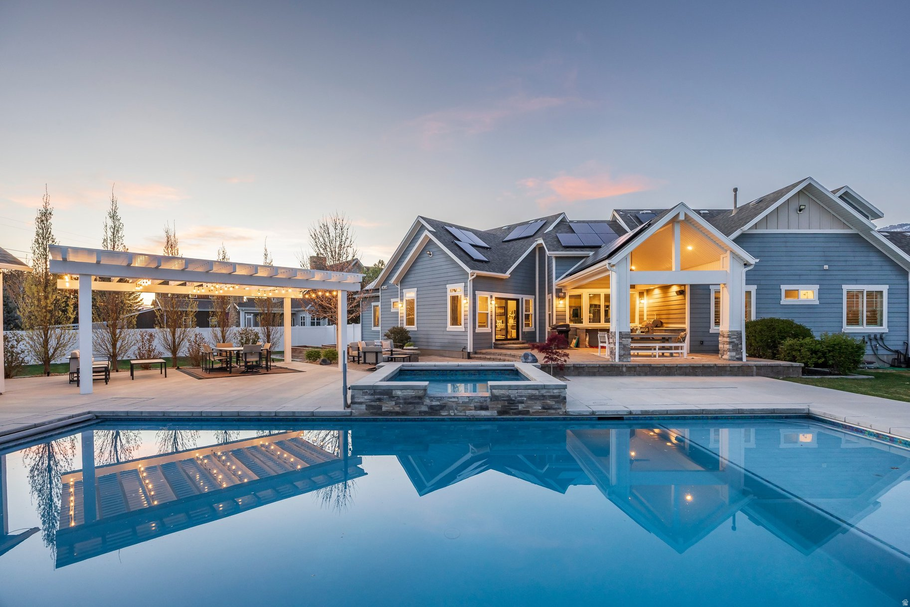 PACE MANOR - Residential