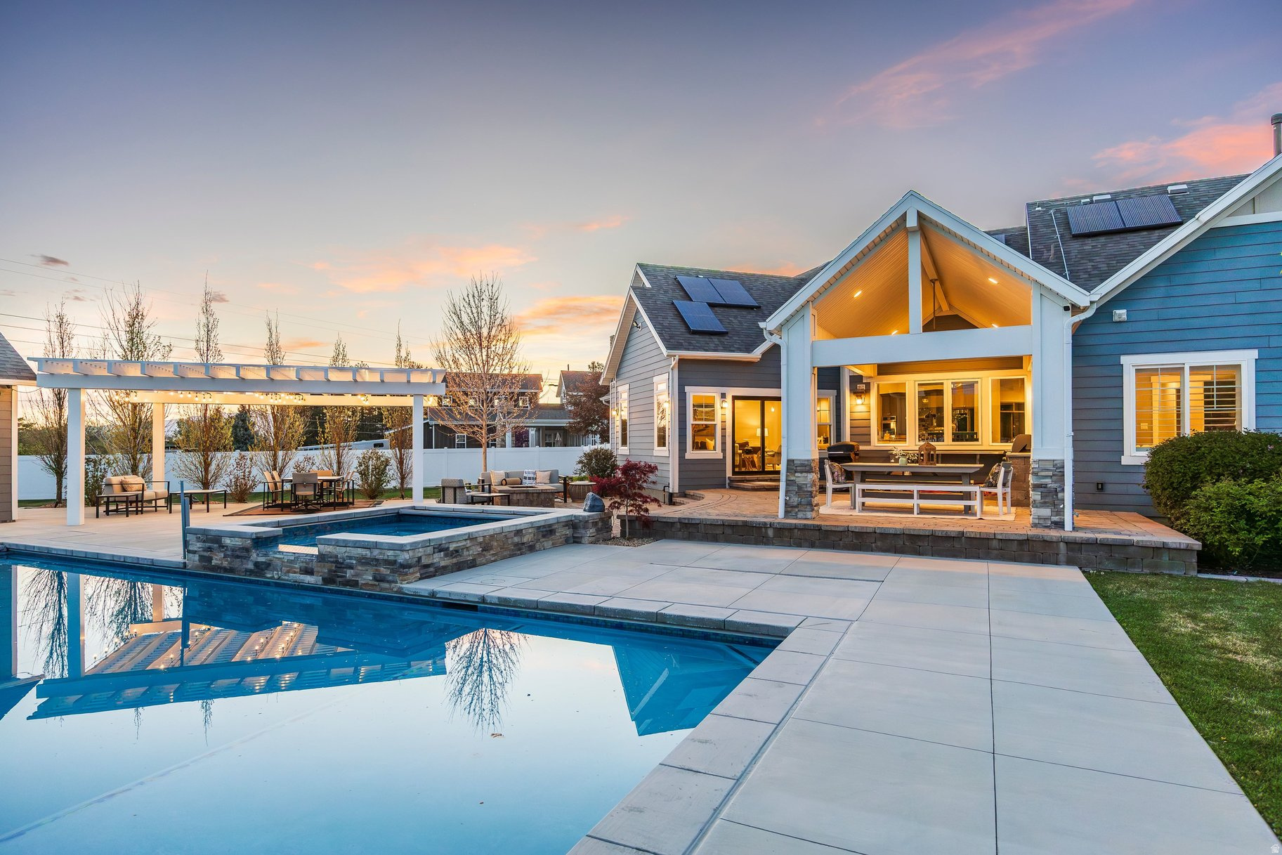 PACE MANOR - Residential