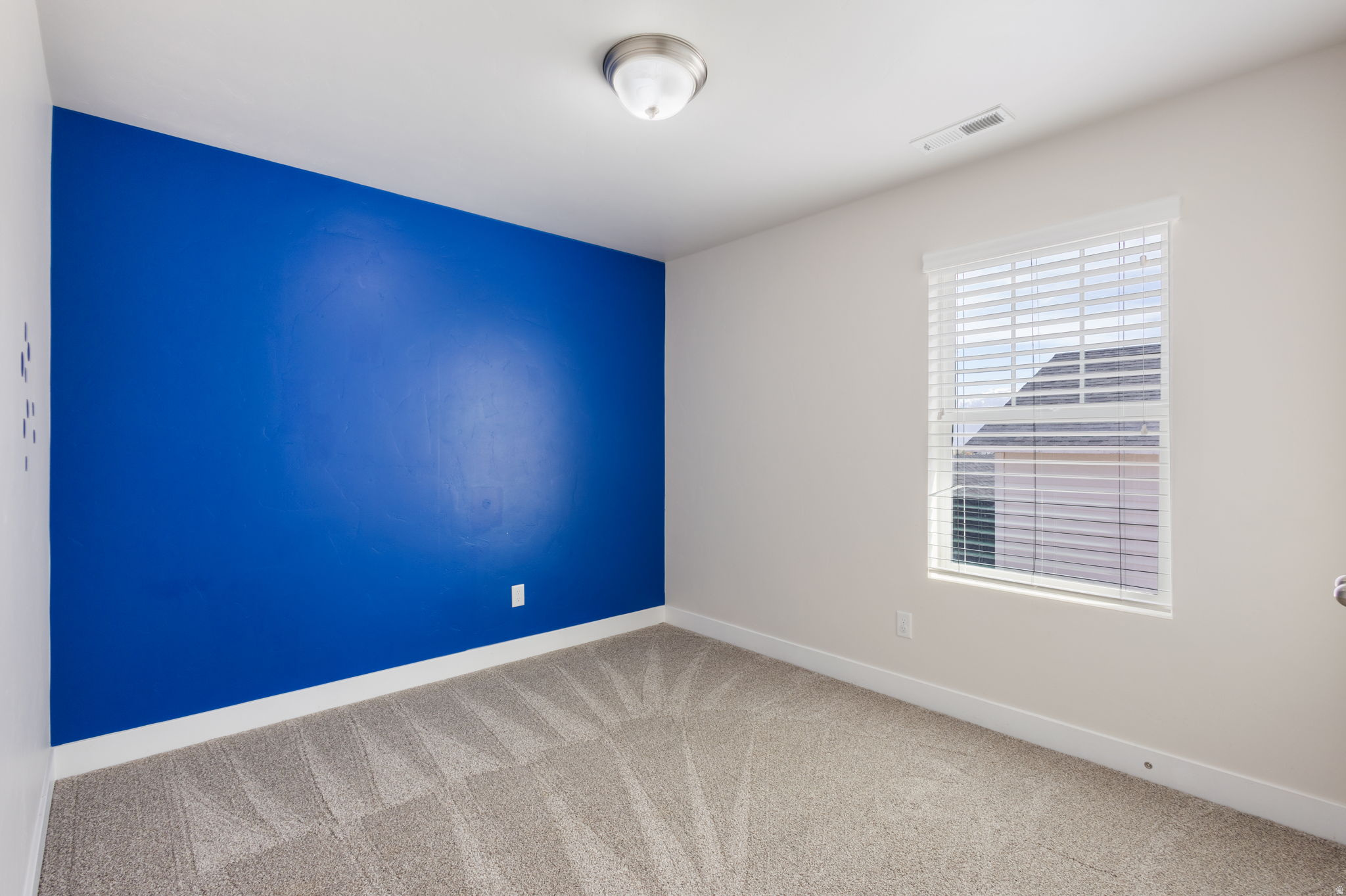 DAYBREAK - Residential