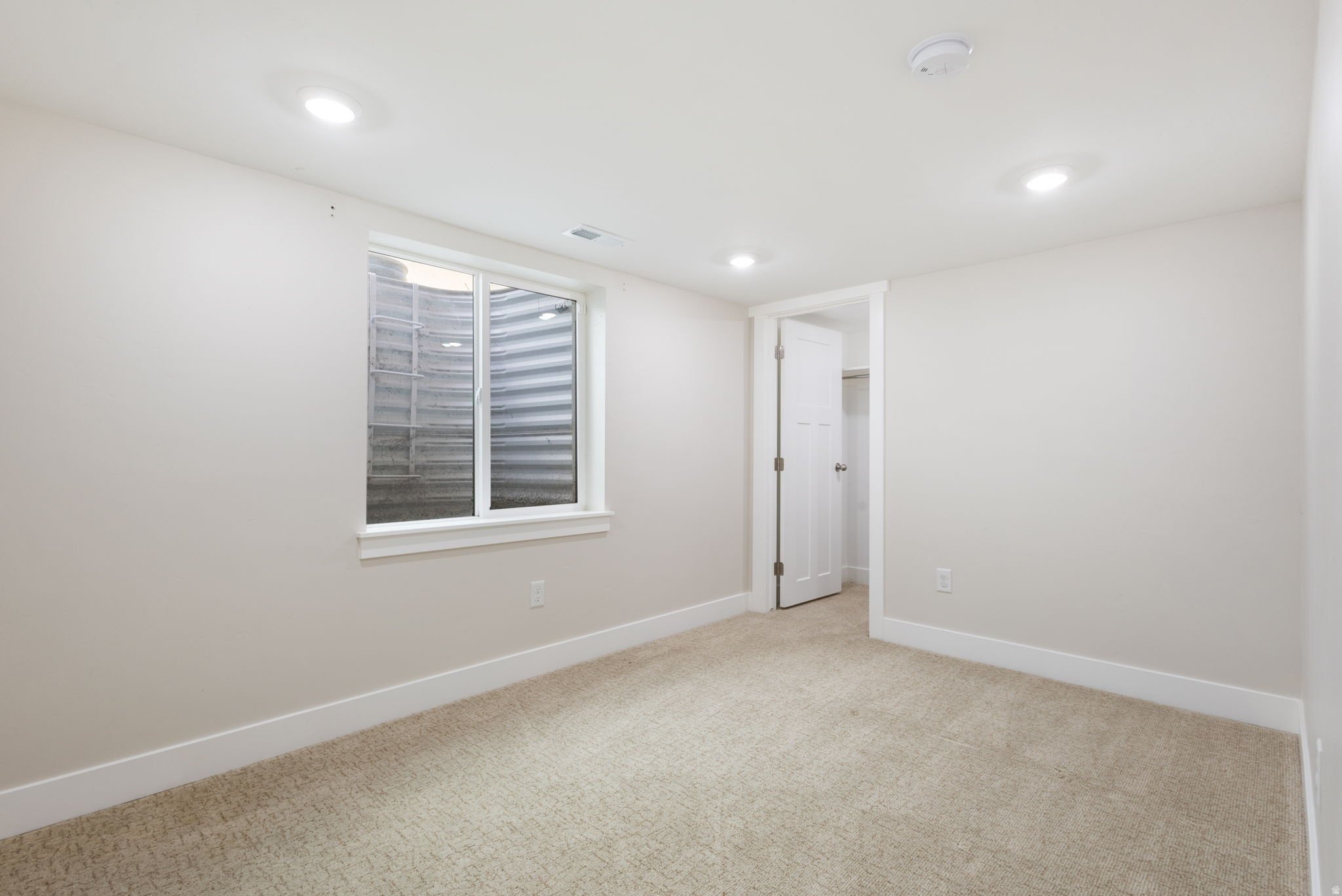 DAYBREAK - Residential