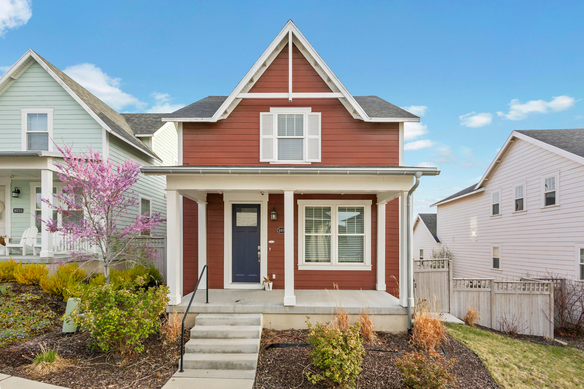 DAYBREAK - Residential