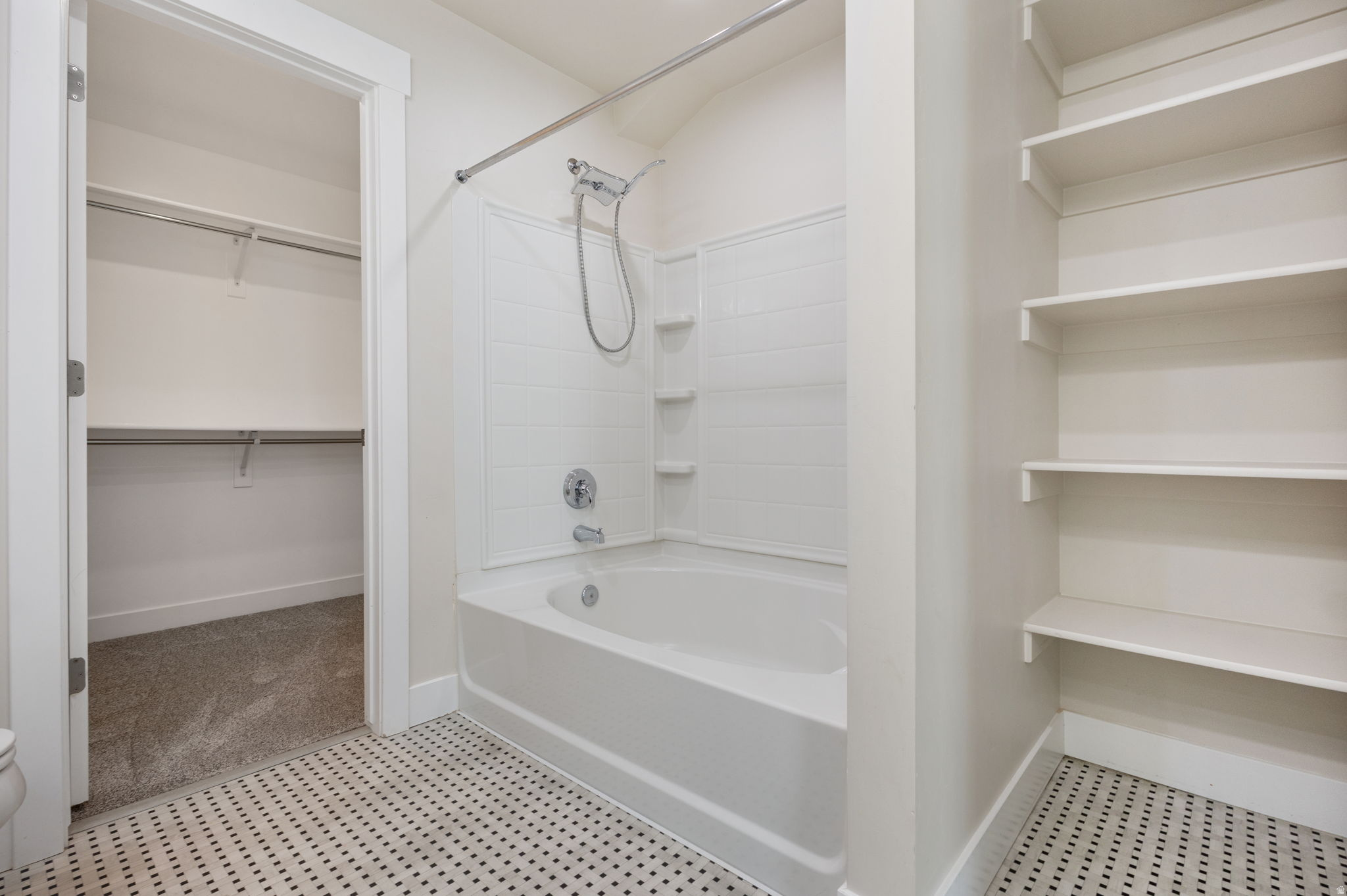 DAYBREAK - Residential