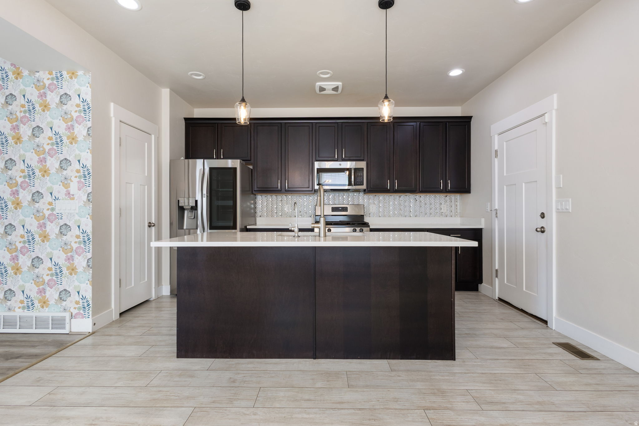 DAYBREAK - Residential