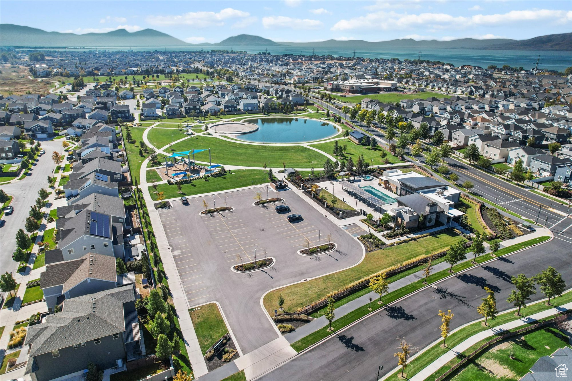 TUCKER ROW AT WATERS EDGE - Residential