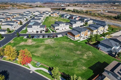 Tiny photo for 224 E 630 N, Vineyard, UT 84059 (MLS # 2116734)