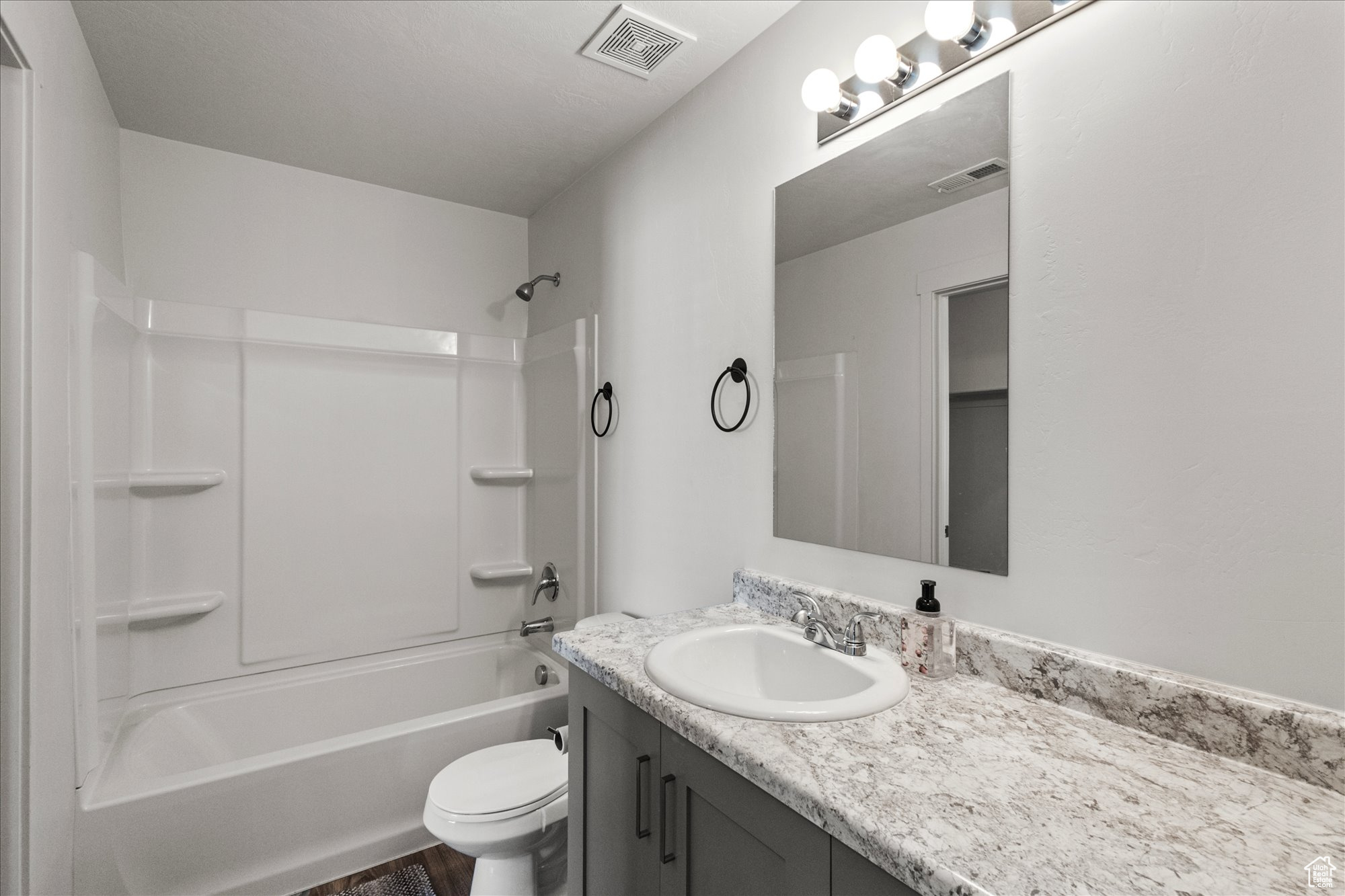 TUCKER ROW AT WATERS EDGE - Residential