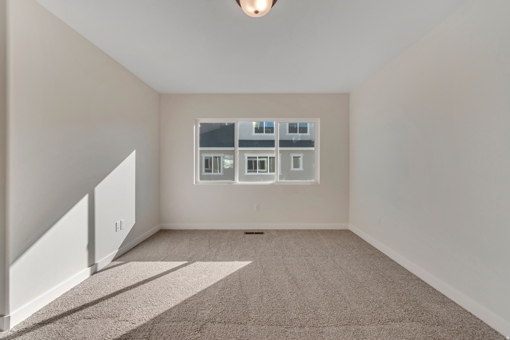 MEADOWBROOK - Residential