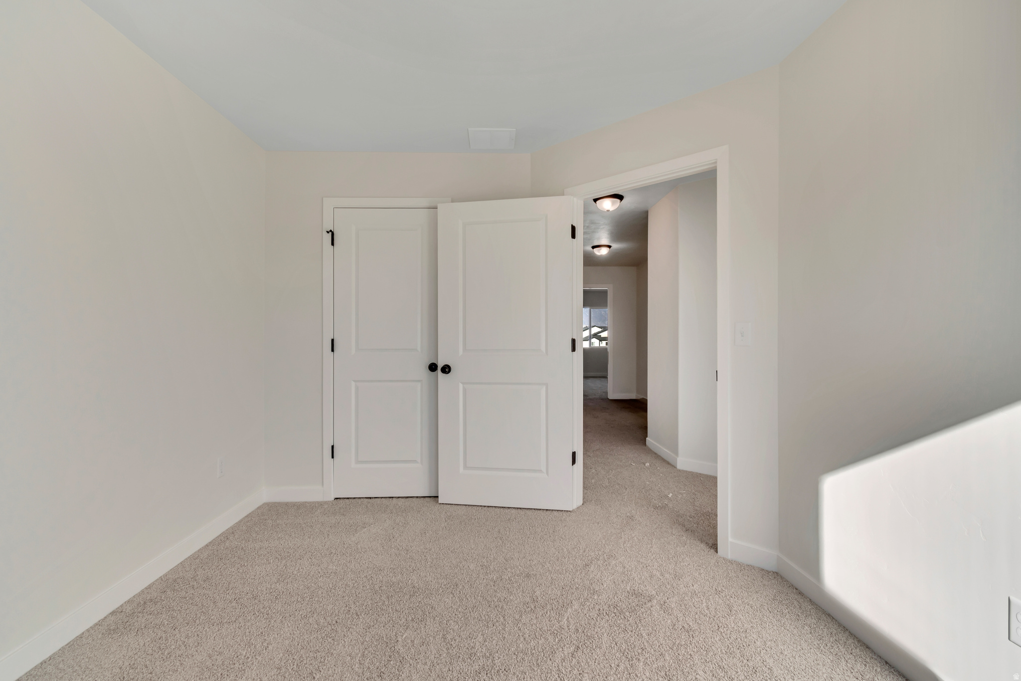 MEADOWBROOK - Residential