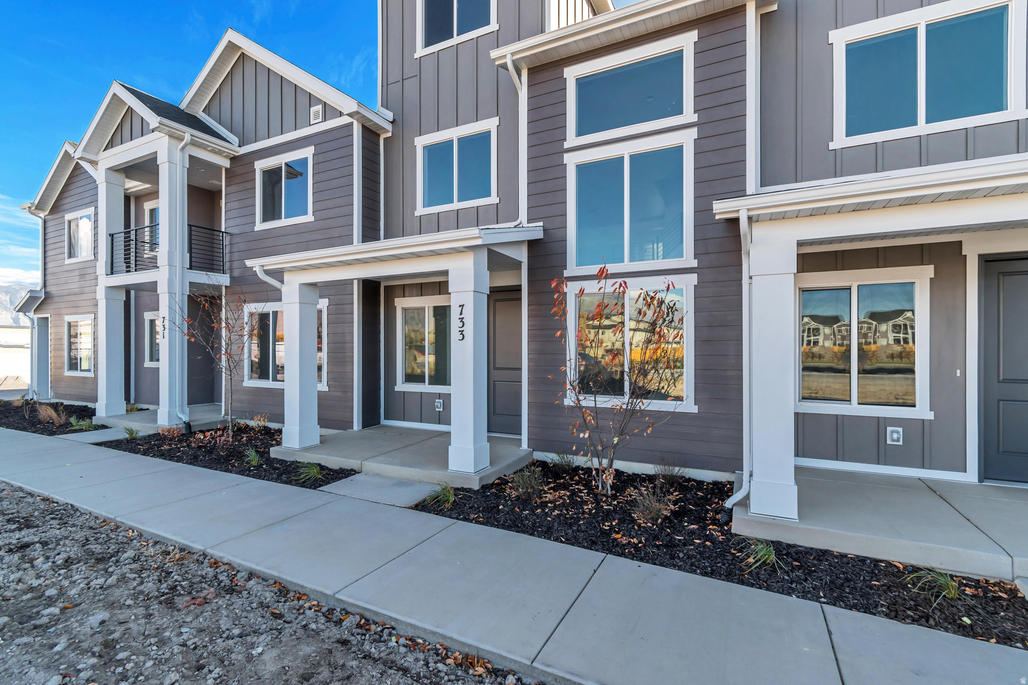 MEADOWBROOK - Residential