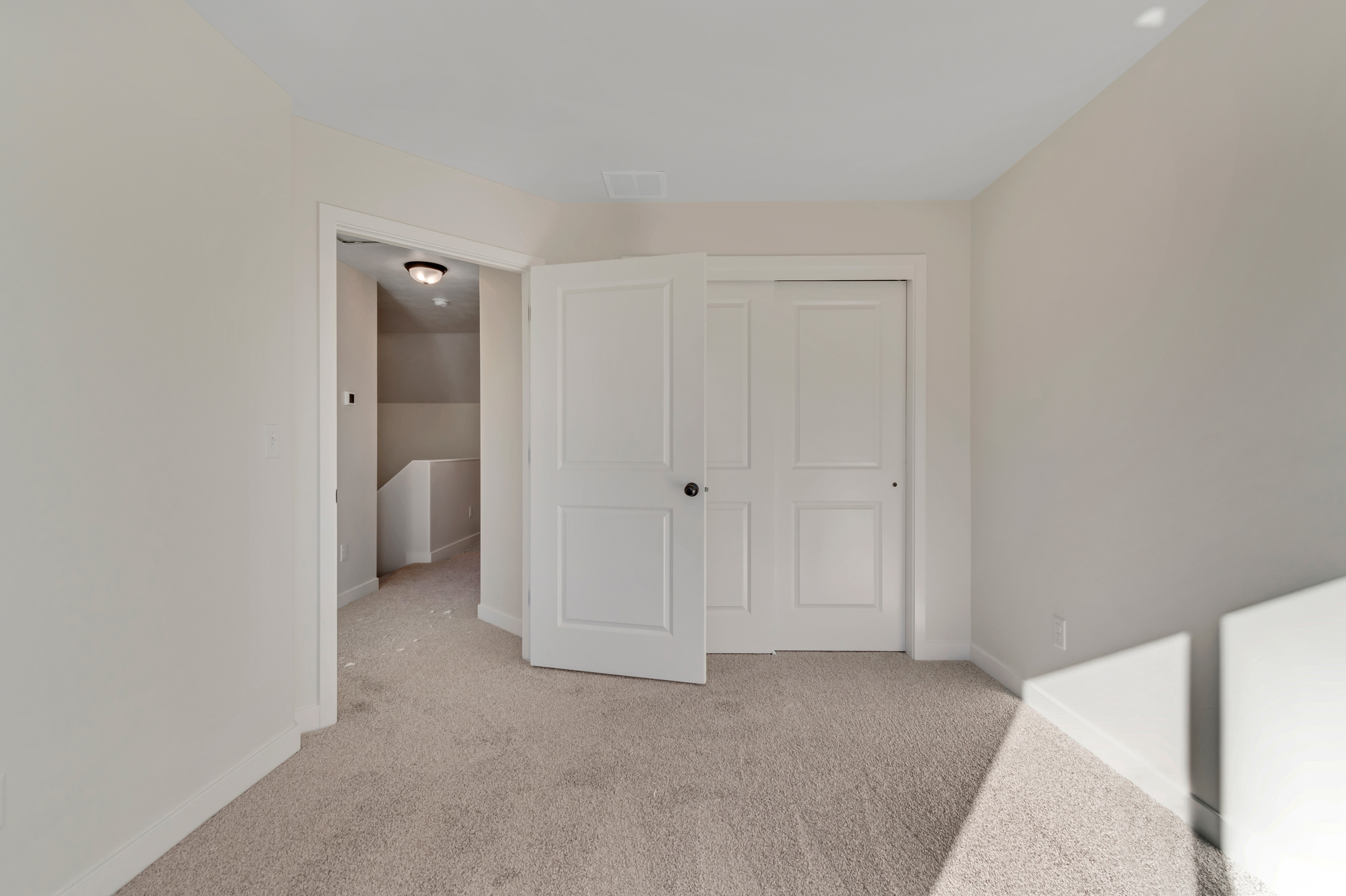 MEADOWBROOK - Residential