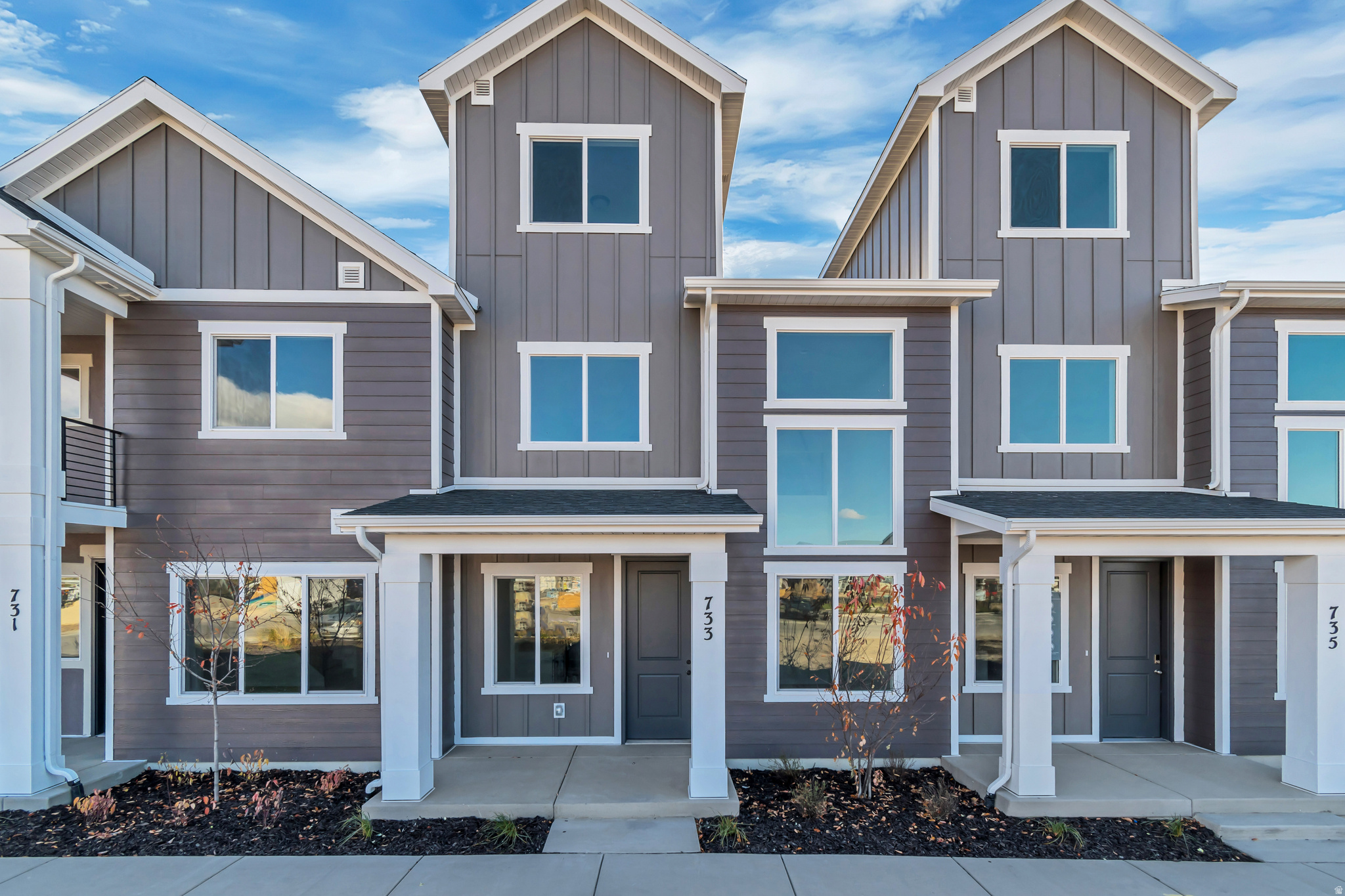 MEADOWBROOK - Residential