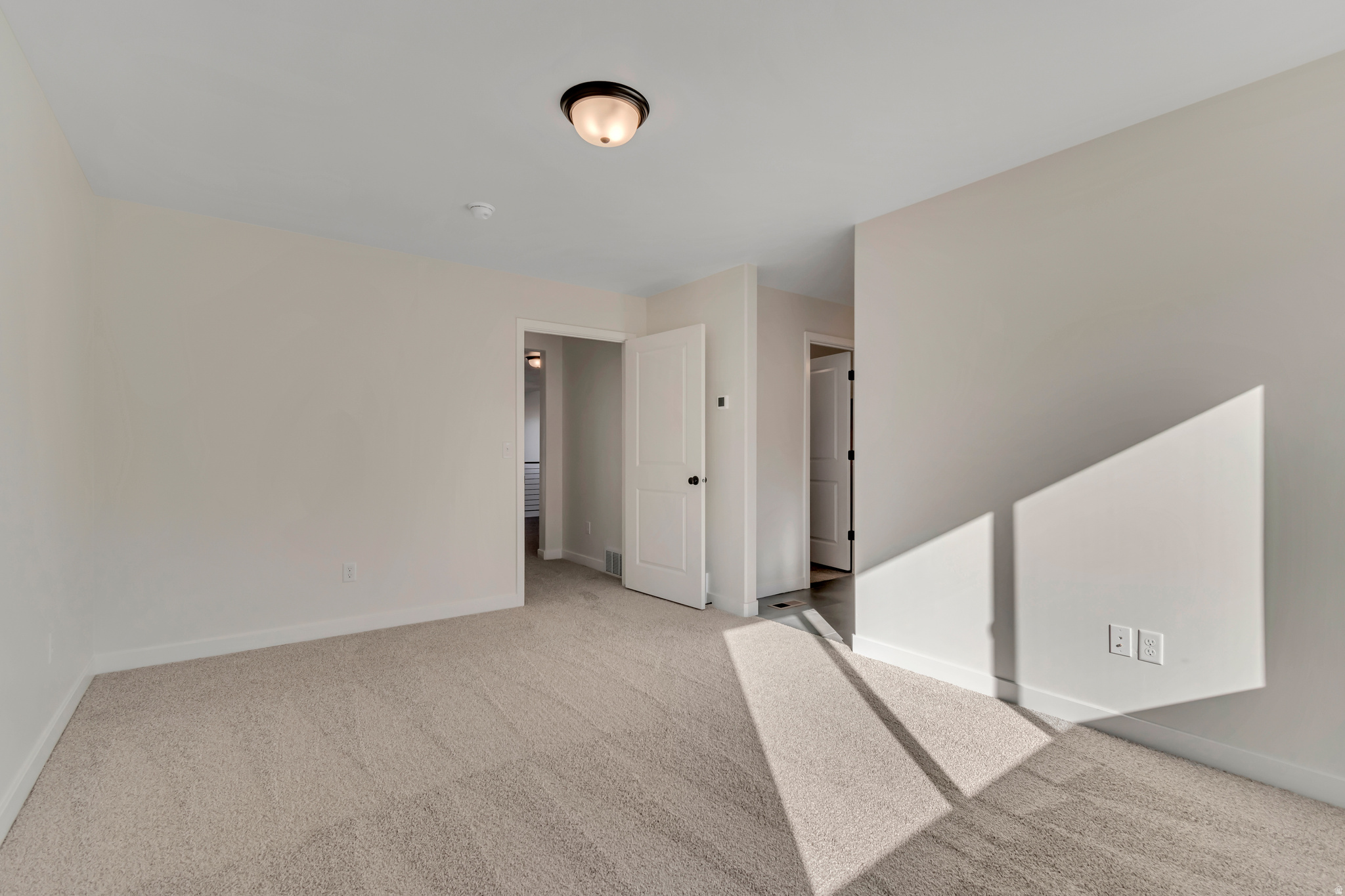 MEADOWBROOK - Residential