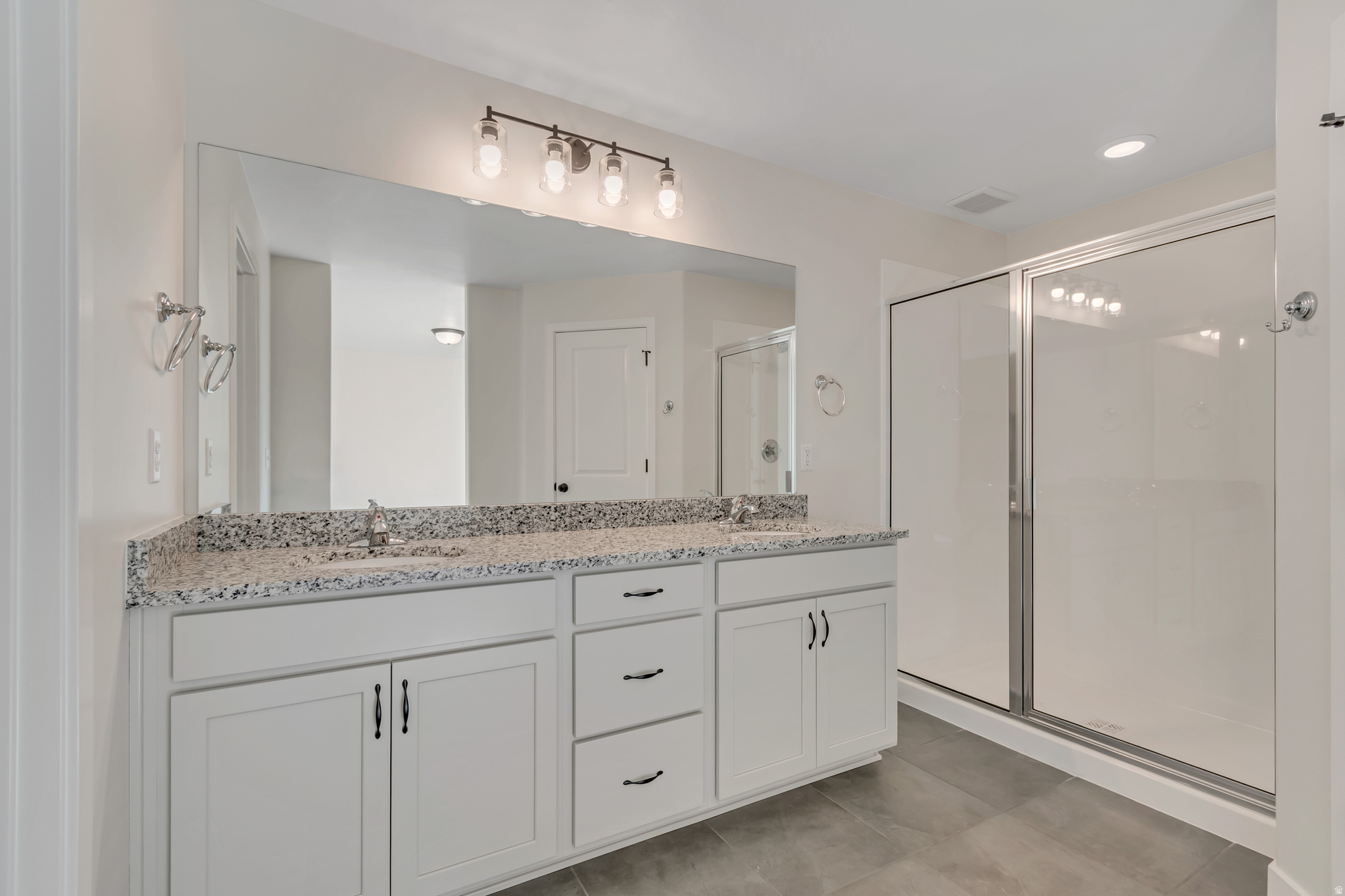 MEADOWBROOK - Residential