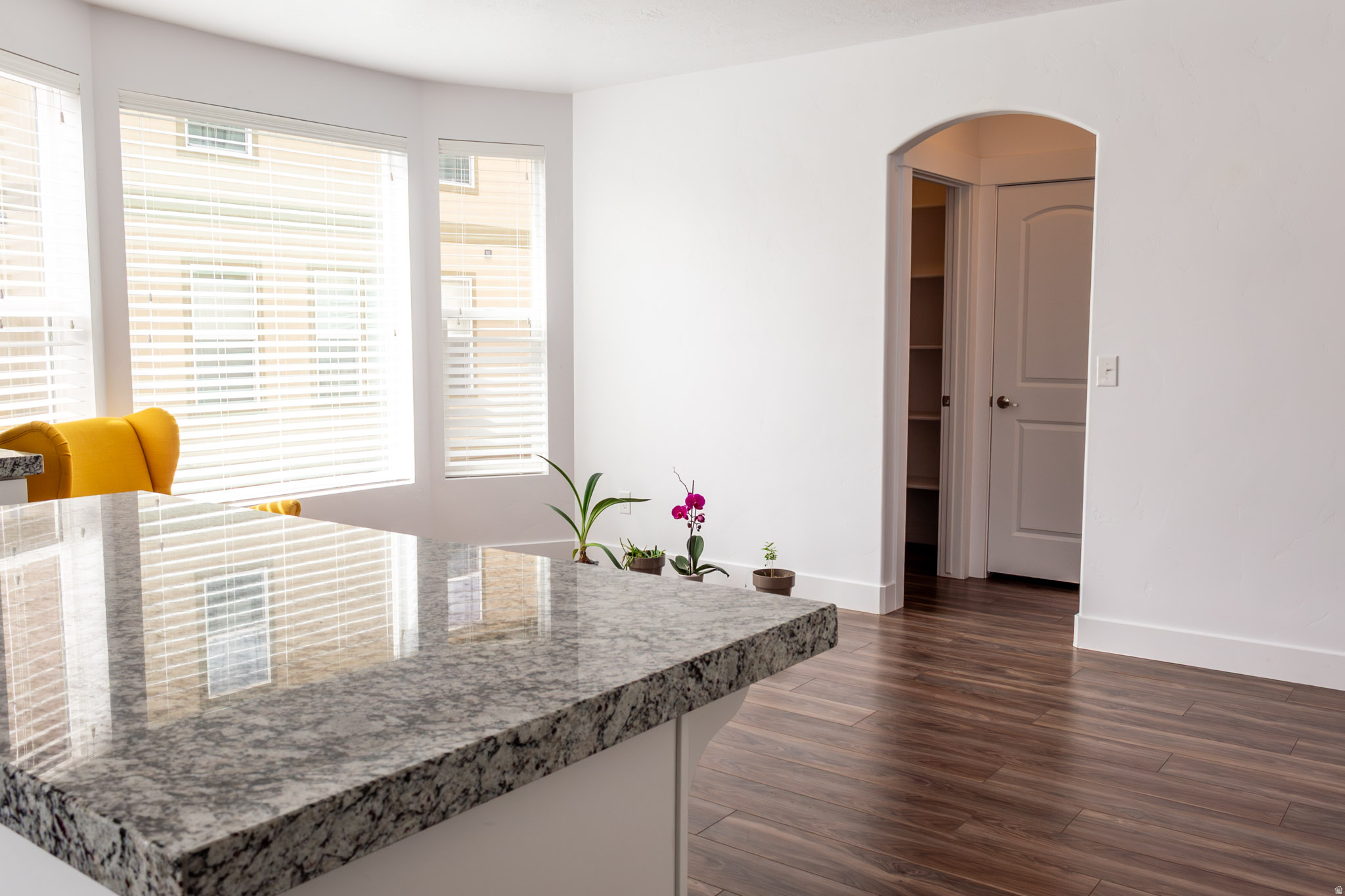 ELGIN PLACE - Residential