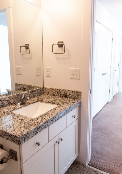 Tiny photo for 699 E HILLOCK CT S #16, Draper, UT 84020 (MLS # 2146524)