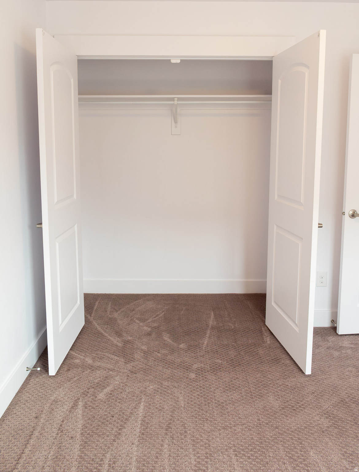 ELGIN PLACE - Residential