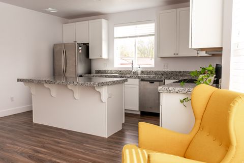 Tiny photo for 699 E HILLOCK CT S #16, Draper, UT 84020 (MLS # 2146524)