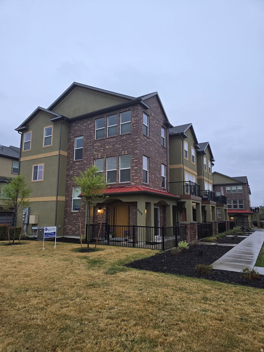 Beautiful Townhome in Prime Location . Front Faces North,Master Bedroom and Living has Majestic Mountain Views to the East. Walking Distance to Trax is a Plus. This Area offers Modern Living, and access to so much more. Parks Trails, plenty of shopping and many choices of Gourmet Foods and Fine Dining. So  entertaining your Guests is perfect. The Maser Bedroom is spacious and has a Large Ensuite with a Large walk in Closet. Upstairs includes 2 more spacious Bedrooms. Along with another Full Bathroom and upstairs laundry. An Added plus from the very large open living room is an outside deck with wonderful views. Then on the ground floor is a nice patio with sliding glass doors. In the entry level is the Furnance room with storage and an added closet. Another great big plus is Pirate O's  across the street which is a wonderful international market.  Such a Beautifully Arranged Property.