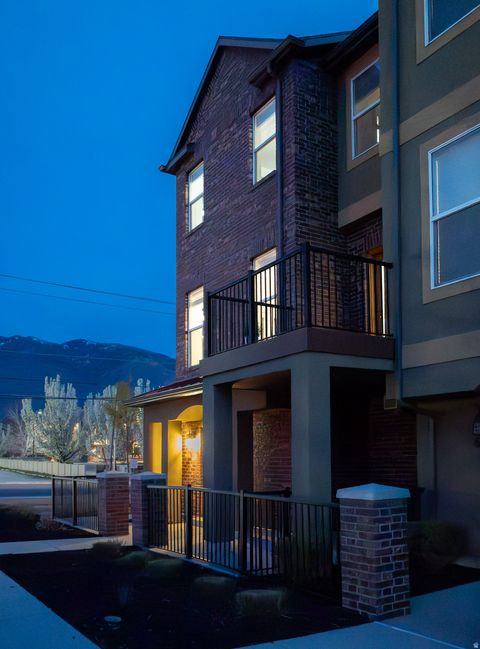 Tiny photo for 699 E HILLOCK CT S #16, Draper, UT 84020 (MLS # 2146524)