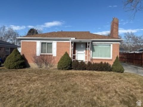 Photo of 1437 E 3150 S, Millcreek, UT 84106 (MLS # 2135686)