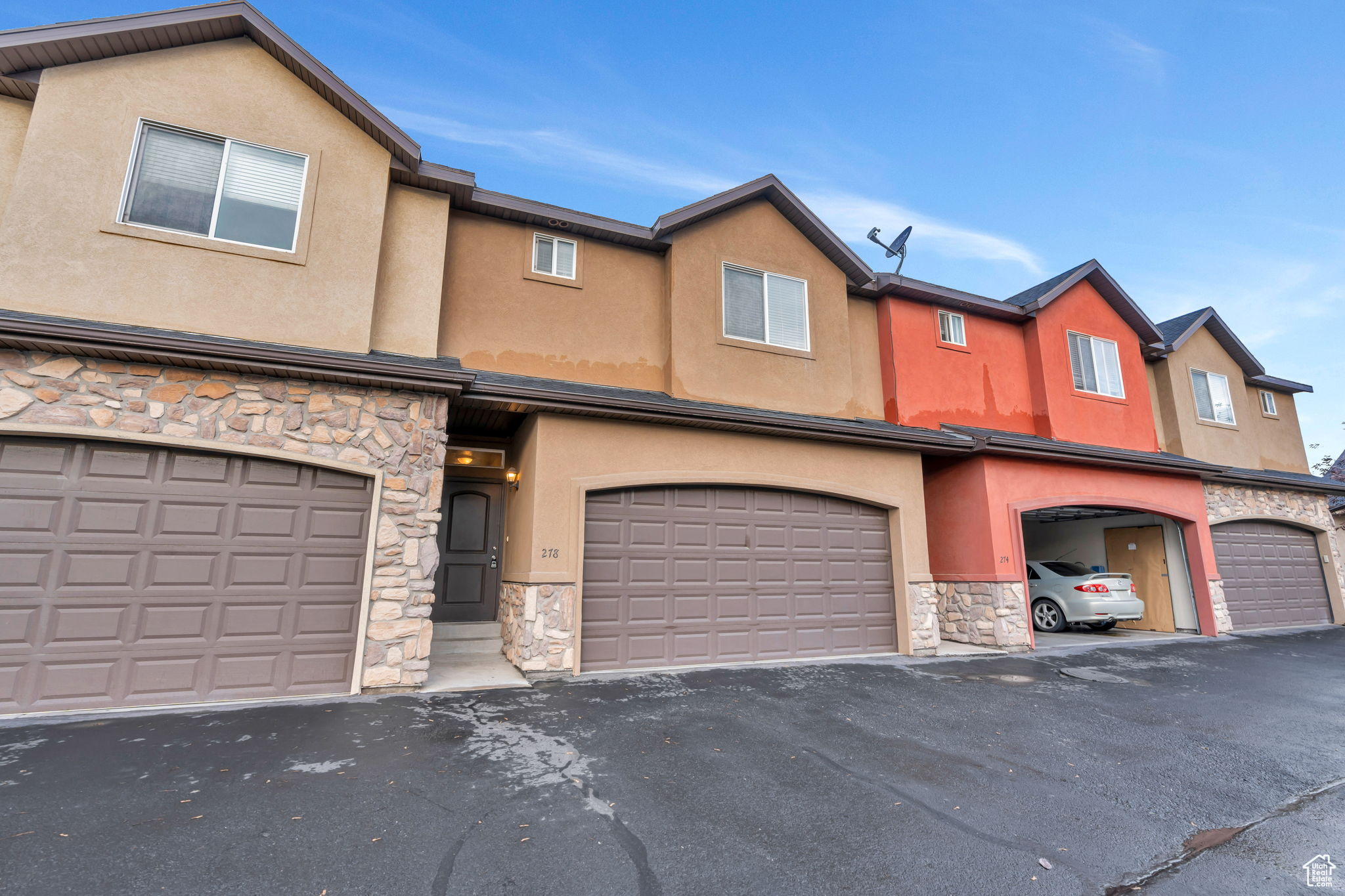 PG VILLAS - Residential