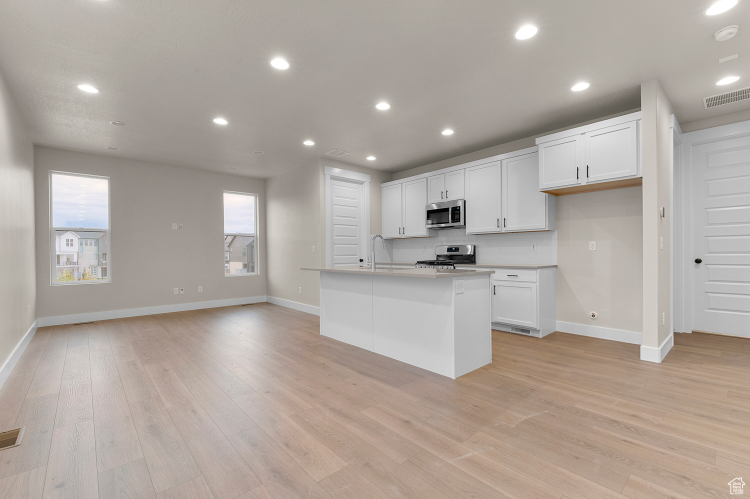 HOLBROOK E VILLAS 639 - Residential