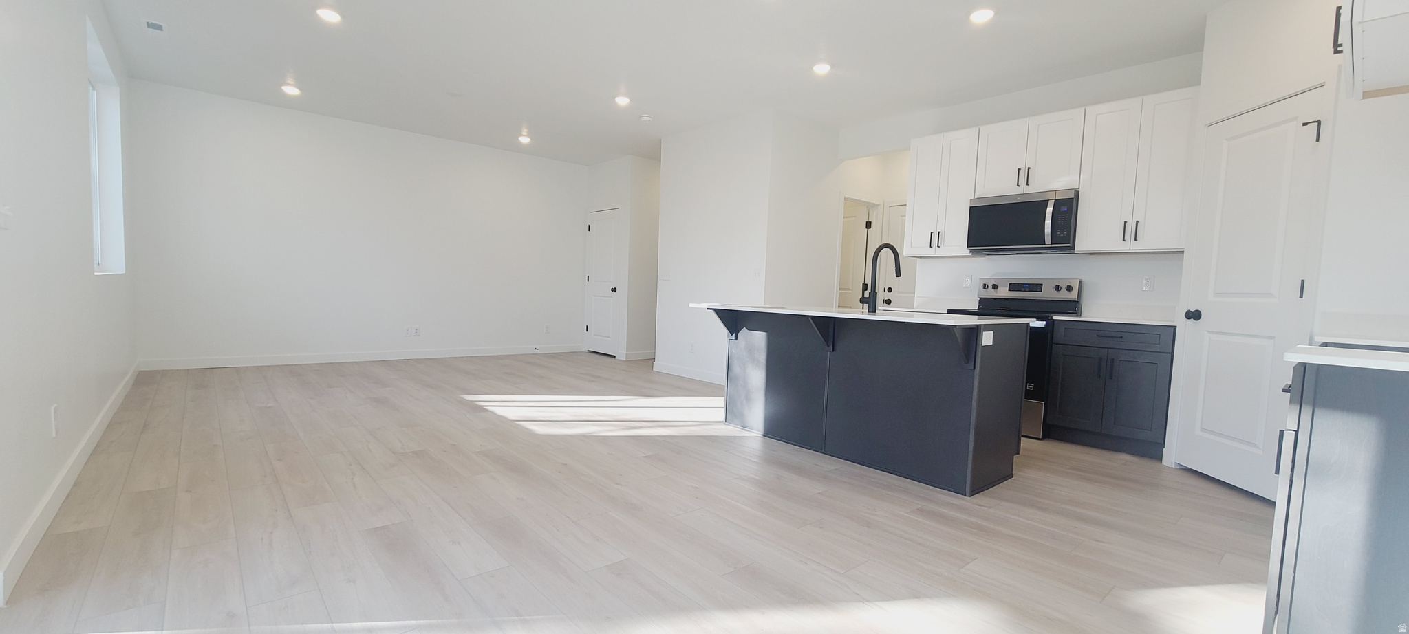 HIGHGATE COVE - Residential