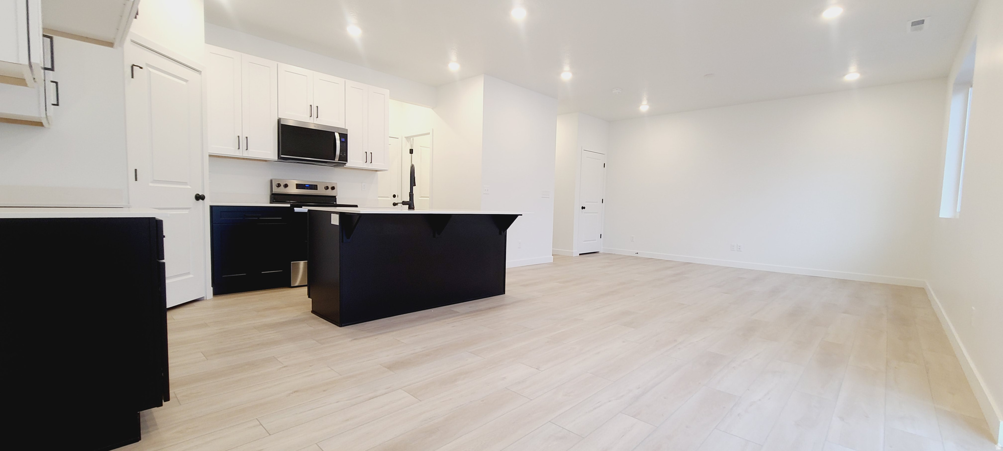 HIGHGATE COVE - Residential