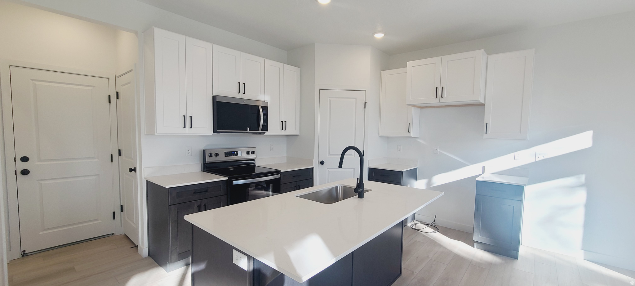 HIGHGATE COVE - Residential