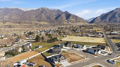 Tiny photo for 1042 E LESTER DR S, South Weber, UT 84405 (MLS # 2128562)