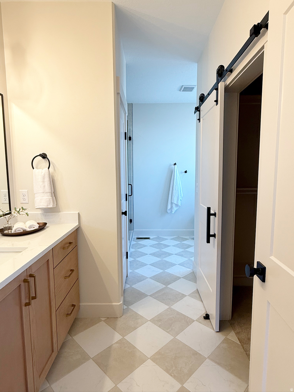 KASTLE COVE - Residential