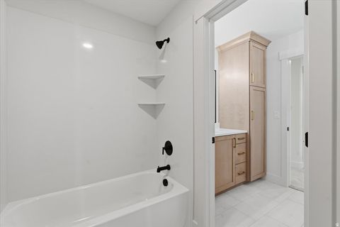 Tiny photo for 1042 E LESTER DR S, South Weber, UT 84405 (MLS # 2128562)