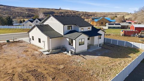 Tiny photo for 1042 E LESTER DR S, South Weber, UT 84405 (MLS # 2128562)