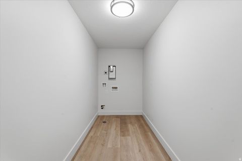 Tiny photo for 1042 E LESTER DR S, South Weber, UT 84405 (MLS # 2128562)