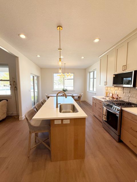 Tiny photo for 1042 E LESTER DR S, South Weber, UT 84405 (MLS # 2128562)
