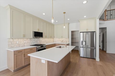 Tiny photo for 1042 E LESTER DR S, South Weber, UT 84405 (MLS # 2128562)