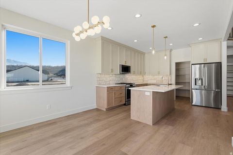 Tiny photo for 1042 E LESTER DR S, South Weber, UT 84405 (MLS # 2128562)