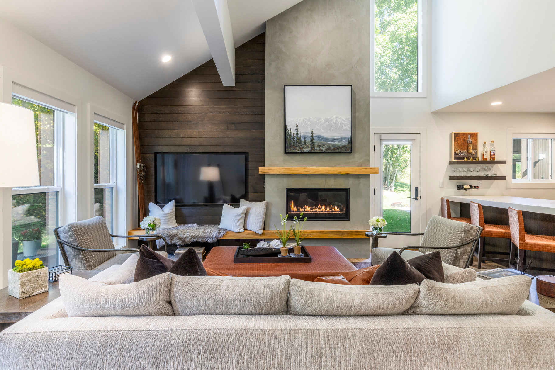 THREE KINGS - Residential