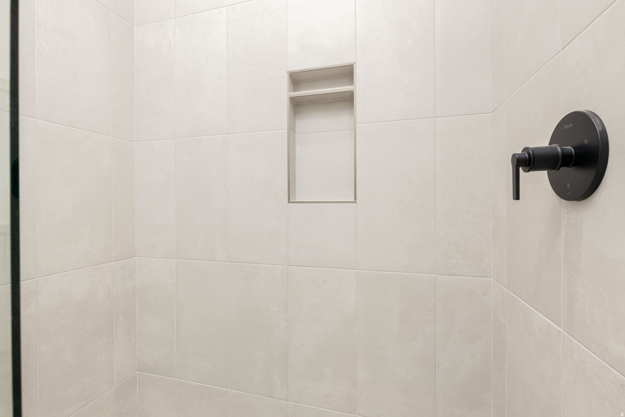 DESERT RESERVE - Residential