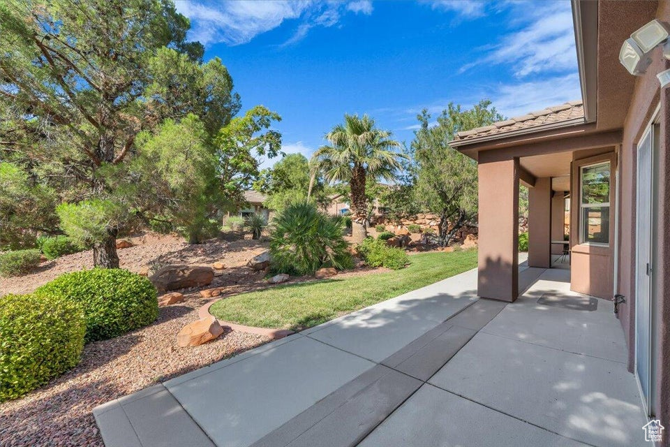 LA JOLLA HILLS AT GREEN SPRING 2 - Residential