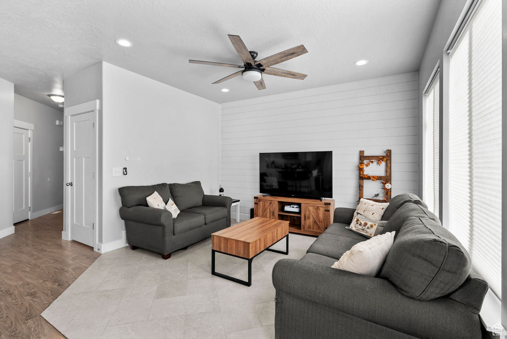 SHADOW RIDGE II - Residential
