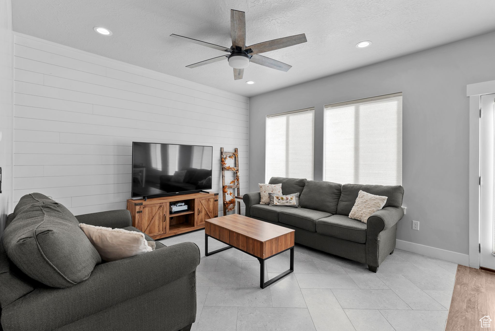 SHADOW RIDGE II - Residential